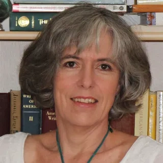 Headshot of Ruth Malan.