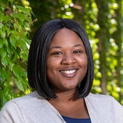 Headshot of Ebonie McNeil.