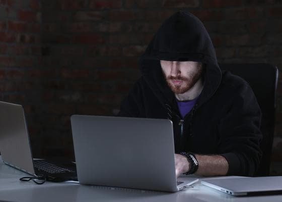 Design Pattern Recovery from Malware Binaries