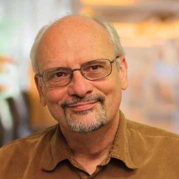 Headshot of Felix Bachmann.