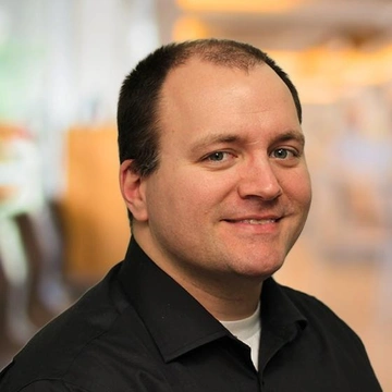 Headshot of James Edmondson.